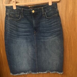 Stylish Denim Pencil Skirt